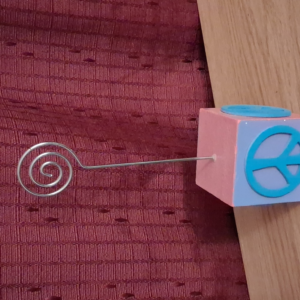 Peace Note Or Picture Holder